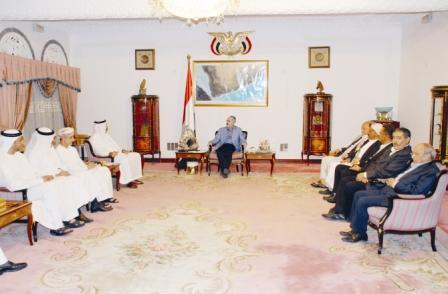 رئيس الجمهورية أثناء استقباله سفراء السعودية وعمان وقطر أمس الأول